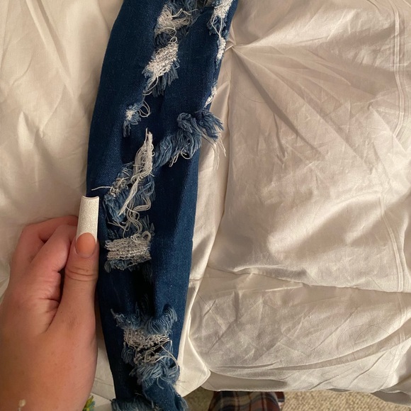 Fashion Nova Size 5 Super Ripped Jeans - Picture 11 of 11